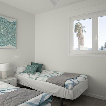 Sunny Apartment In Denia With Outdoor Swimming Pool And Garage Parking Place Included, 300M From The Sandy Beach 외부 사진
